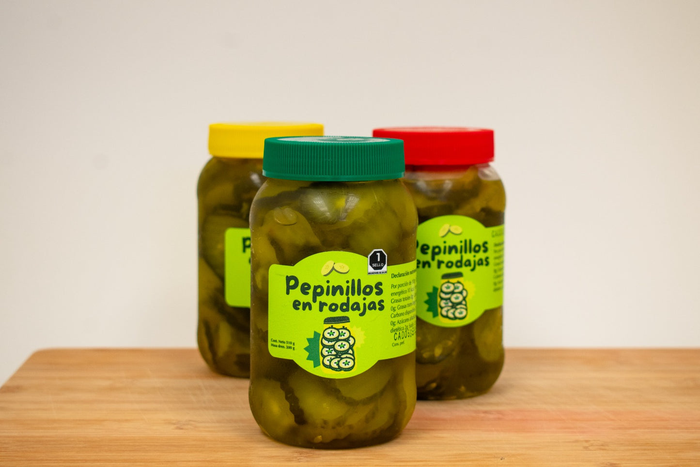 Pepinillos en salmuera